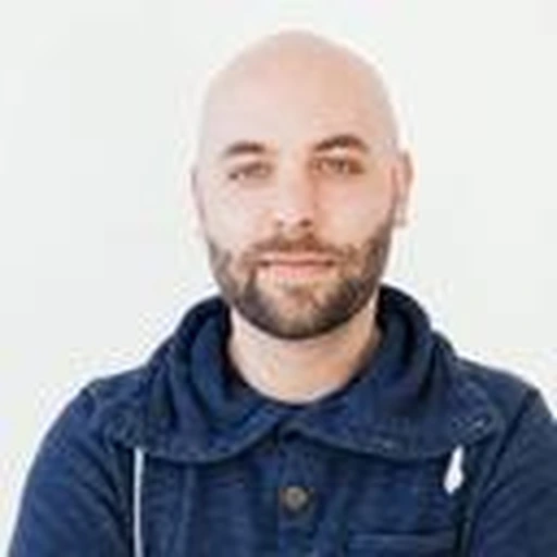 Julien L.